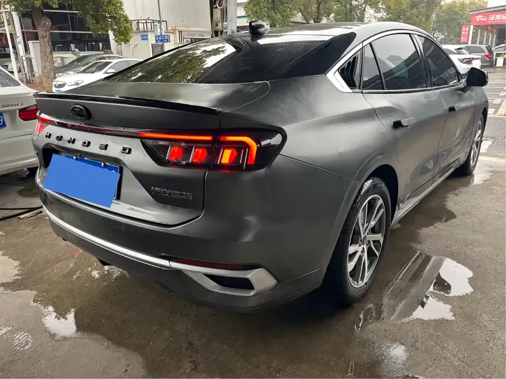 Ford Mondeo 2023 из CN, фото 8