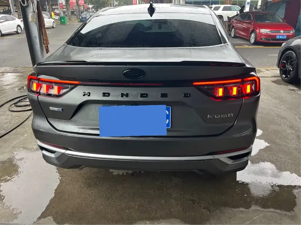Ford Mondeo 2023 из CN, фото 5