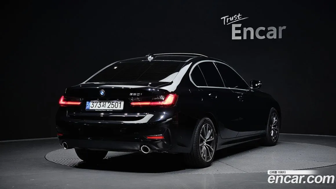 BMW 3-Series 2021 из KR, фото 6