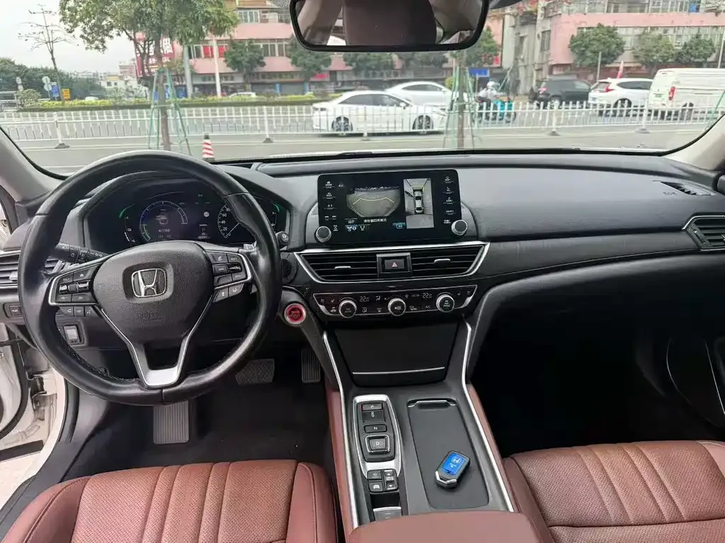 Honda Inspire — фото 5