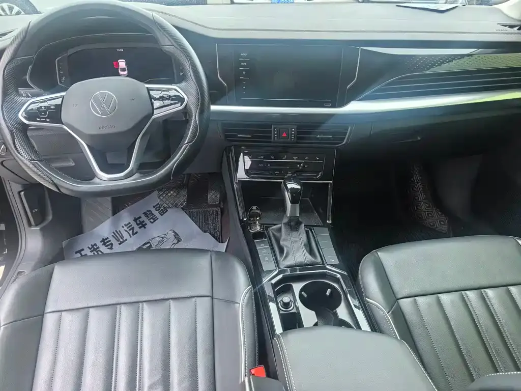 Volkswagen Passat 2023 из CN, фото 6