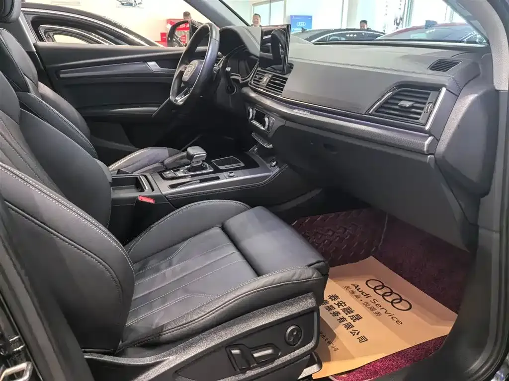 Audi Q5L 2022 из CN, фото 9