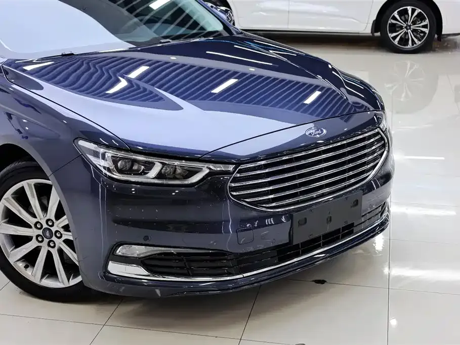 Ford Taurus 2021 из CN, фото 8