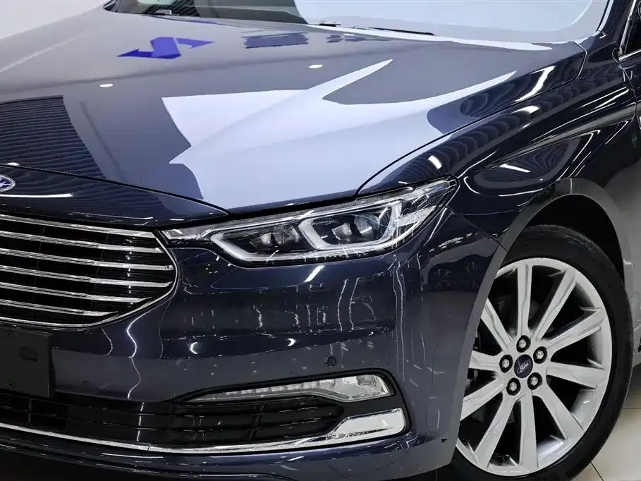 Ford Taurus 2021 из CN, фото 9