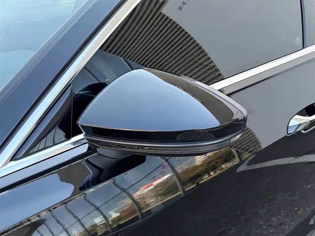 Audi A6L 2023 из CN, фото 6