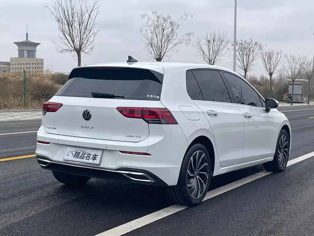 Volkswagen Golf 2022 из CN, фото 6