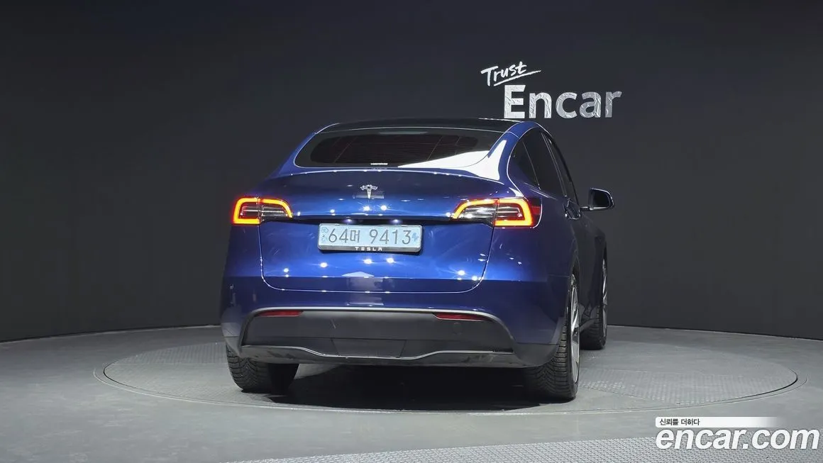 Tesla Model Y — фото 5