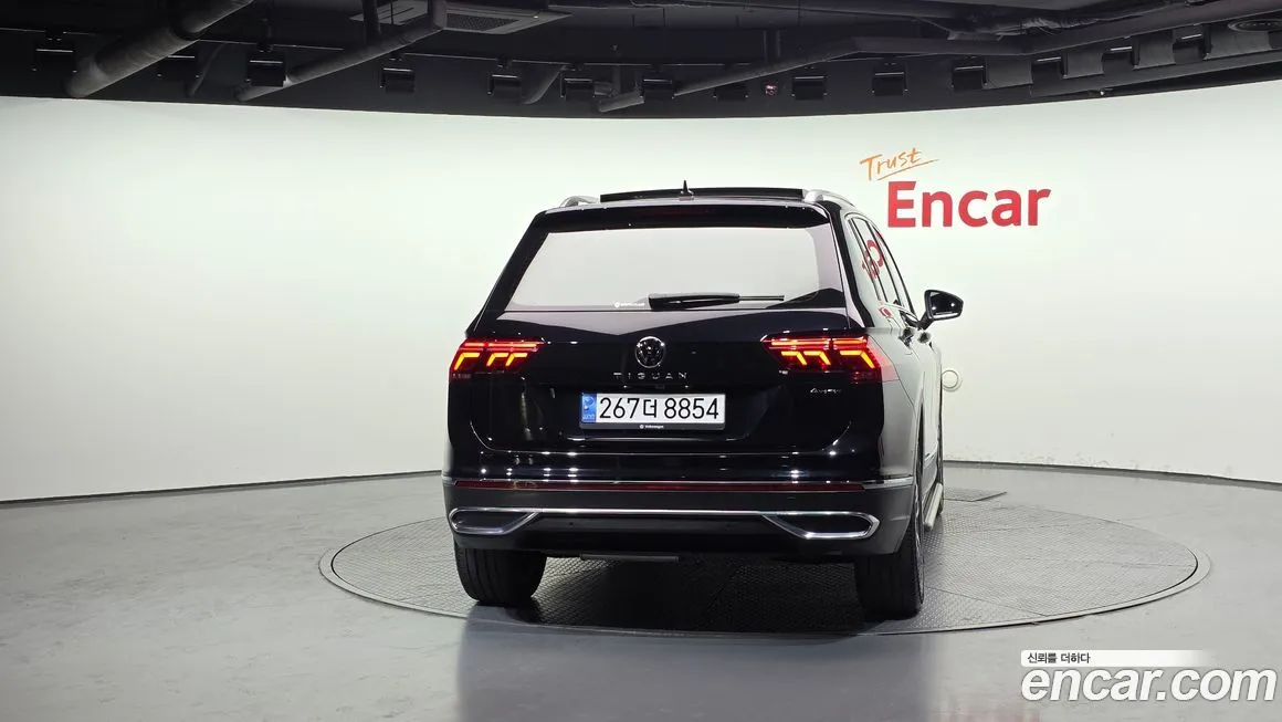 Volkswagen Tiguan — фото 2