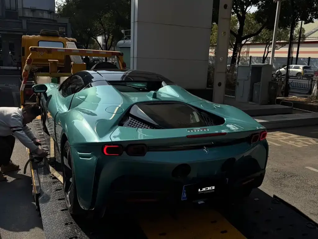 Ferrari SF90 2023 из CN, фото 3