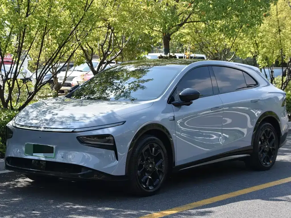 XPeng G7