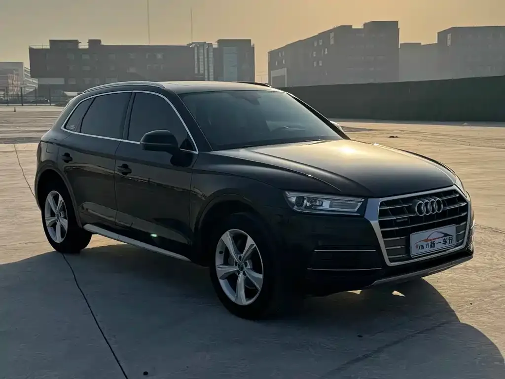 Audi Q5L — фото 2