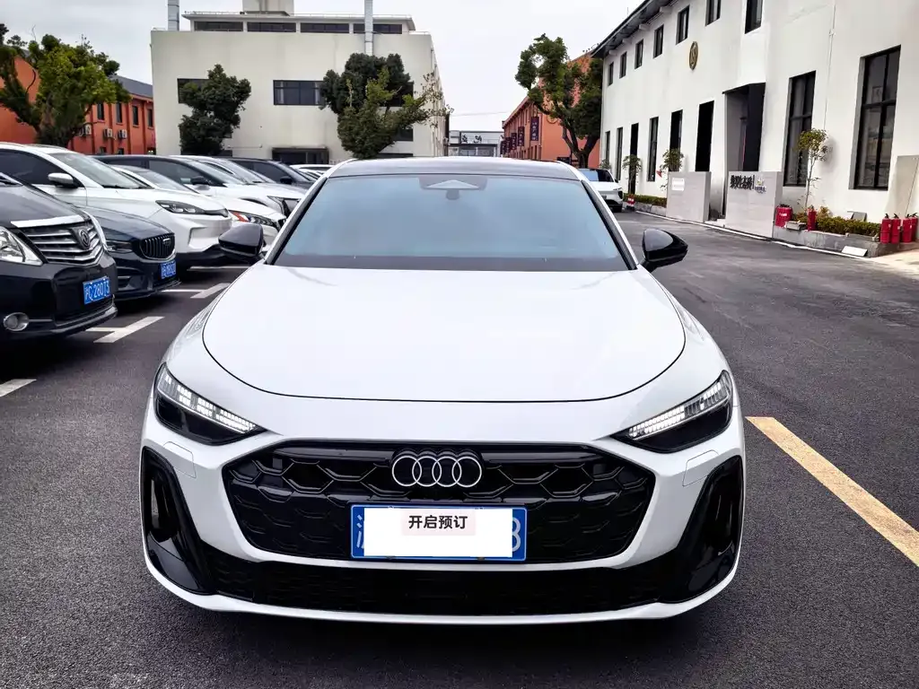 Audi A5L — фото 5