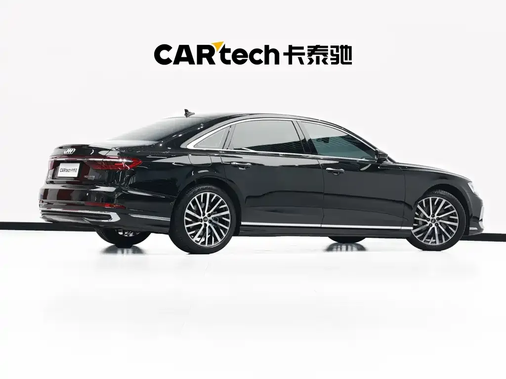 Audi A8 2024 из CN, фото 2