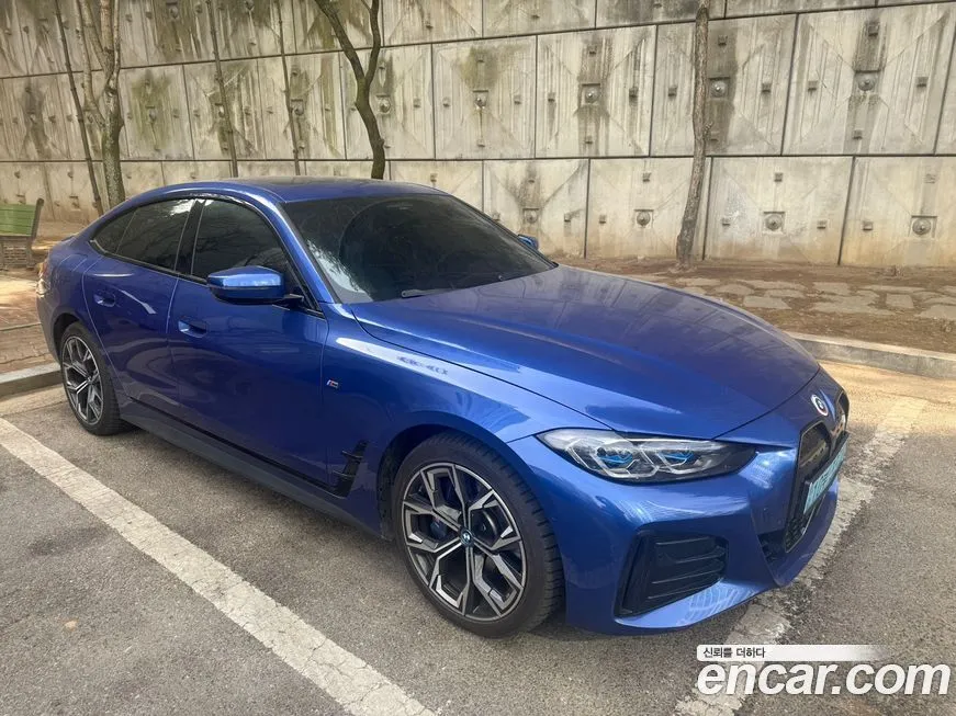 BMW i4 2023 из KR, фото 3