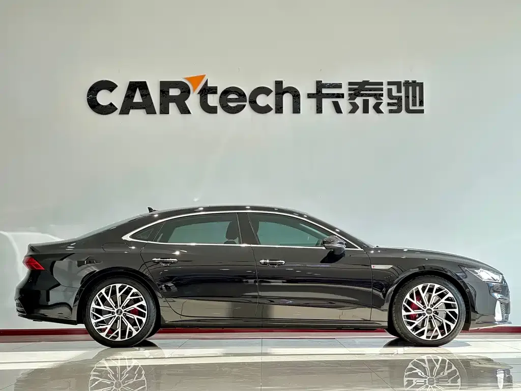 Audi A7L — фото 4