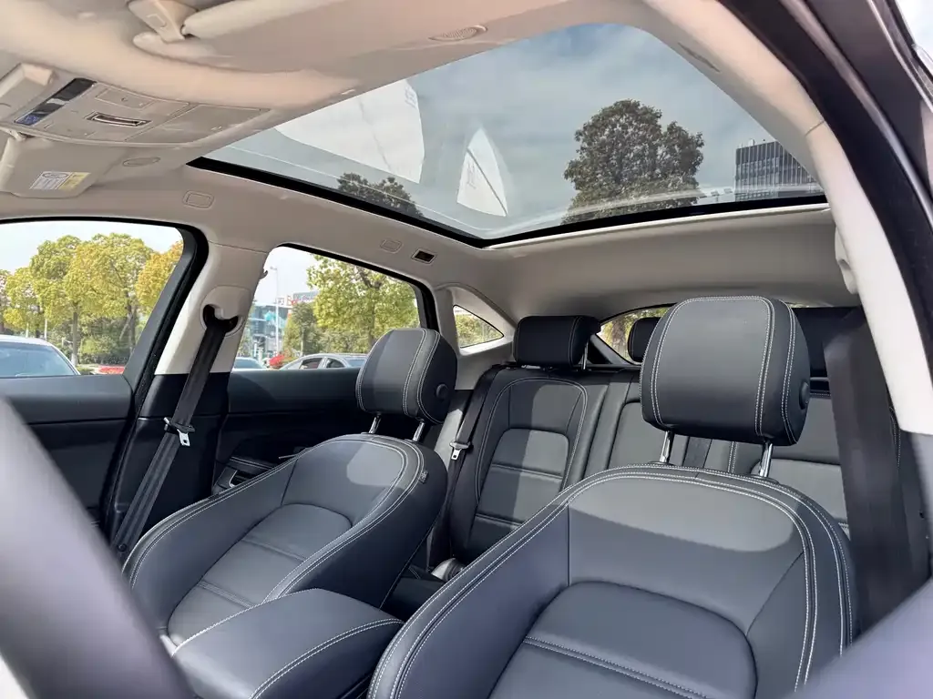 Jaguar E-PACE 2024 из CN, фото 3