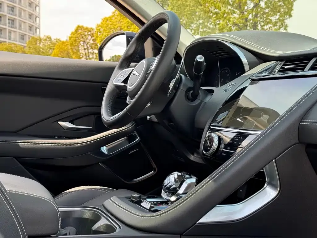 Jaguar E-PACE 2024 из CN, фото 5