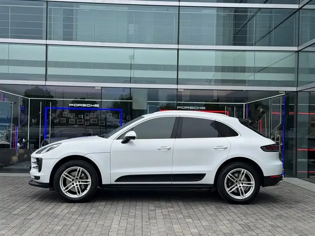 Porsche Macan 2021 из CN, фото 8