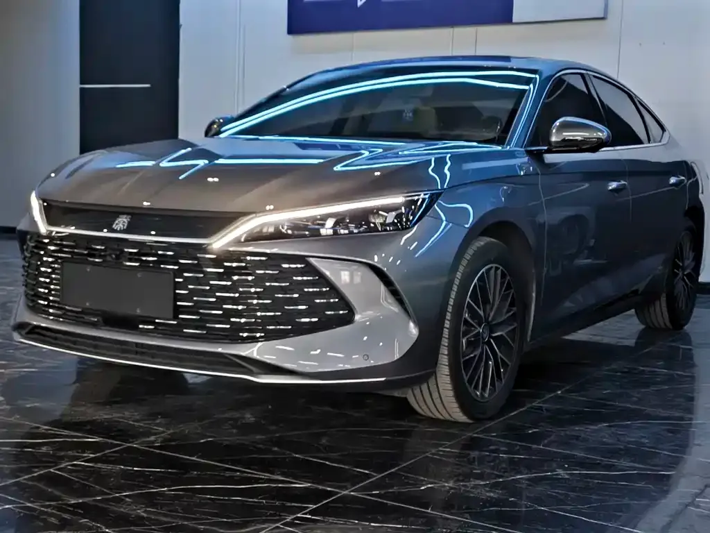 BYD Qin L — фото 1