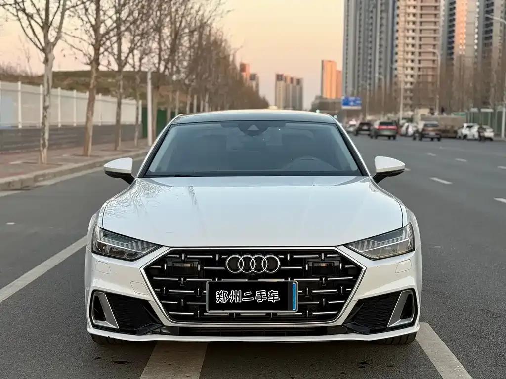 Audi A7L 2022 из CN, фото 3