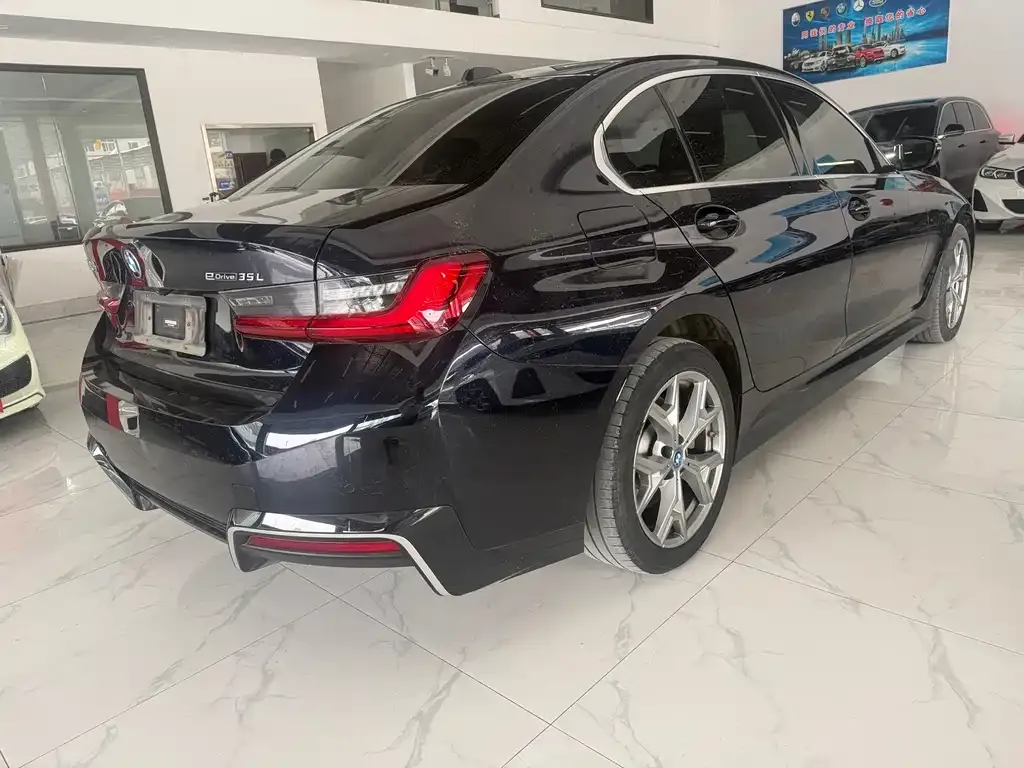 BMW i3 2023 из CN, фото 2