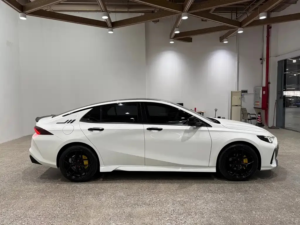 GAC Motor Shadow Leopard — фото 3