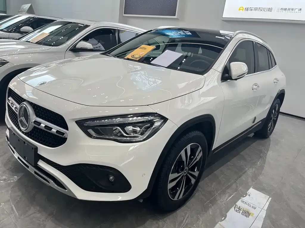 Mercedes-Benz GLA — фото 9