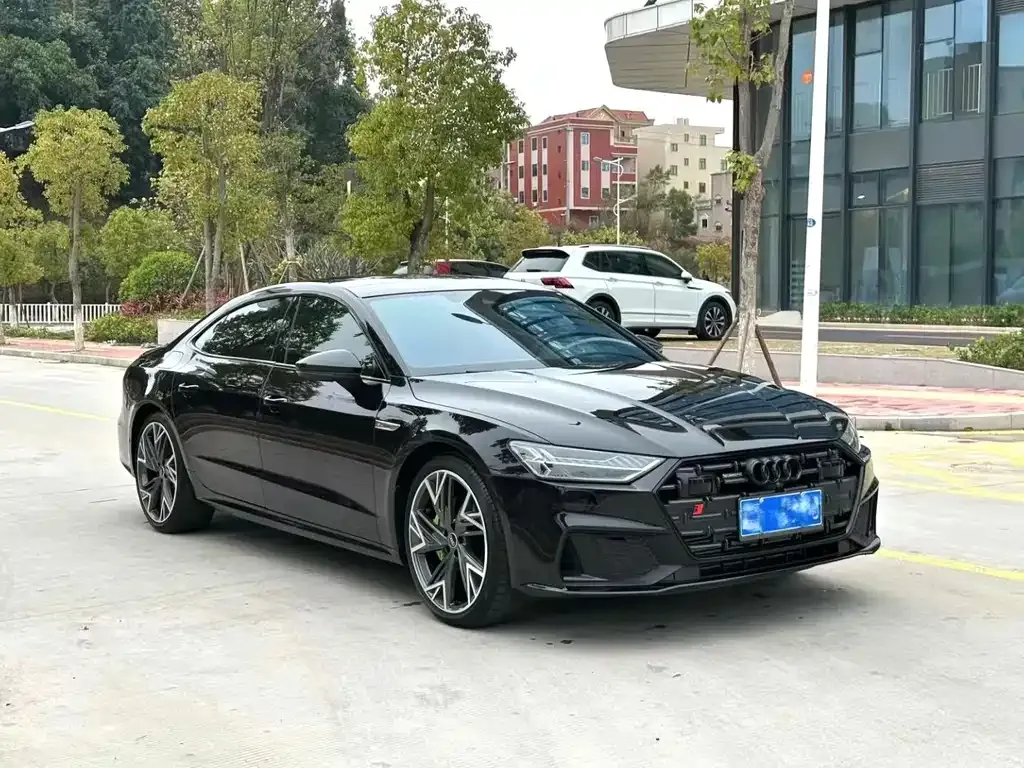 Audi A7L 2024 из CN, фото 8