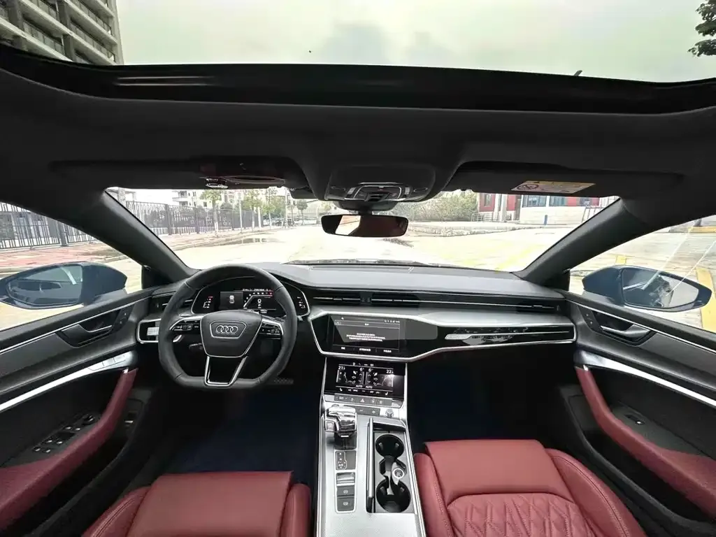 Audi A7L 2024 из CN, фото 7