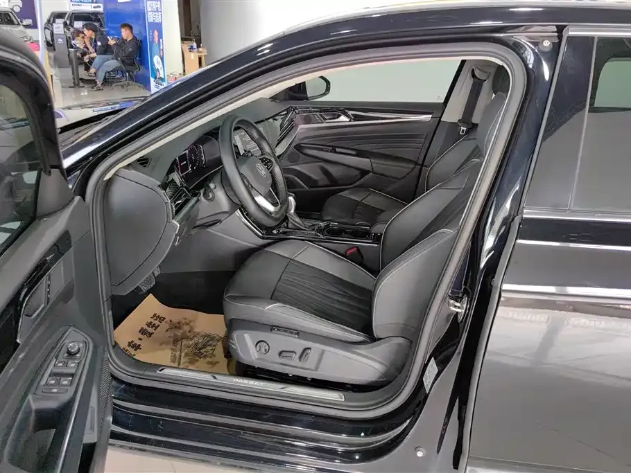 Volkswagen Passat — фото 5