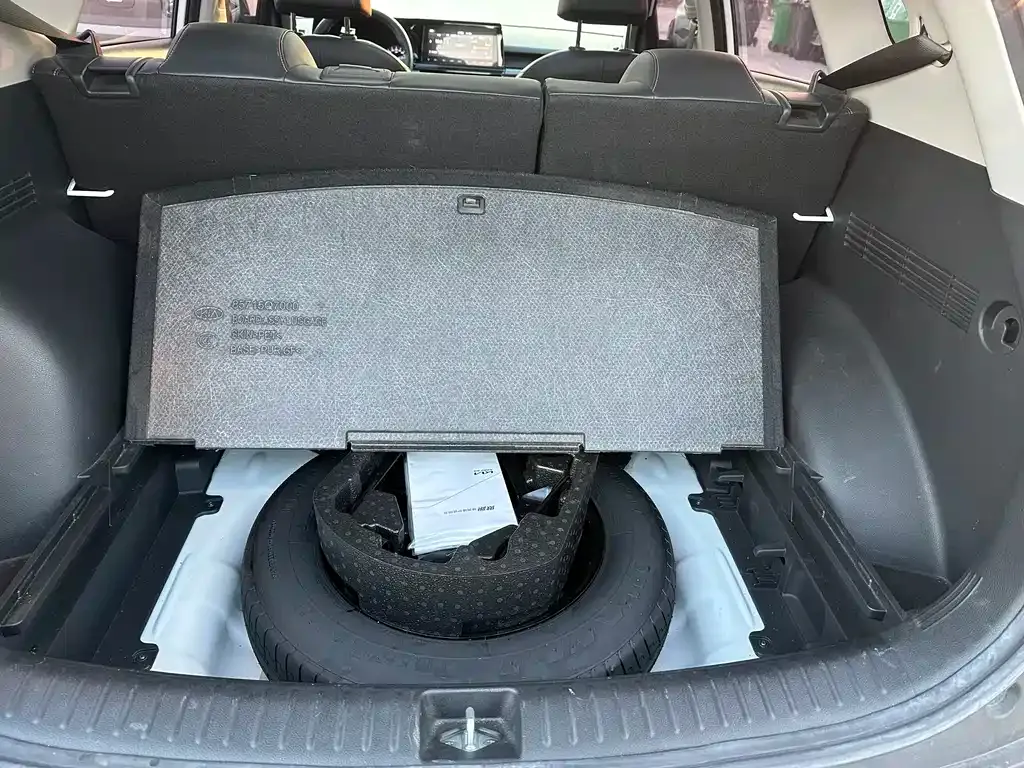 Kia KX3 2021 из CN, фото 7