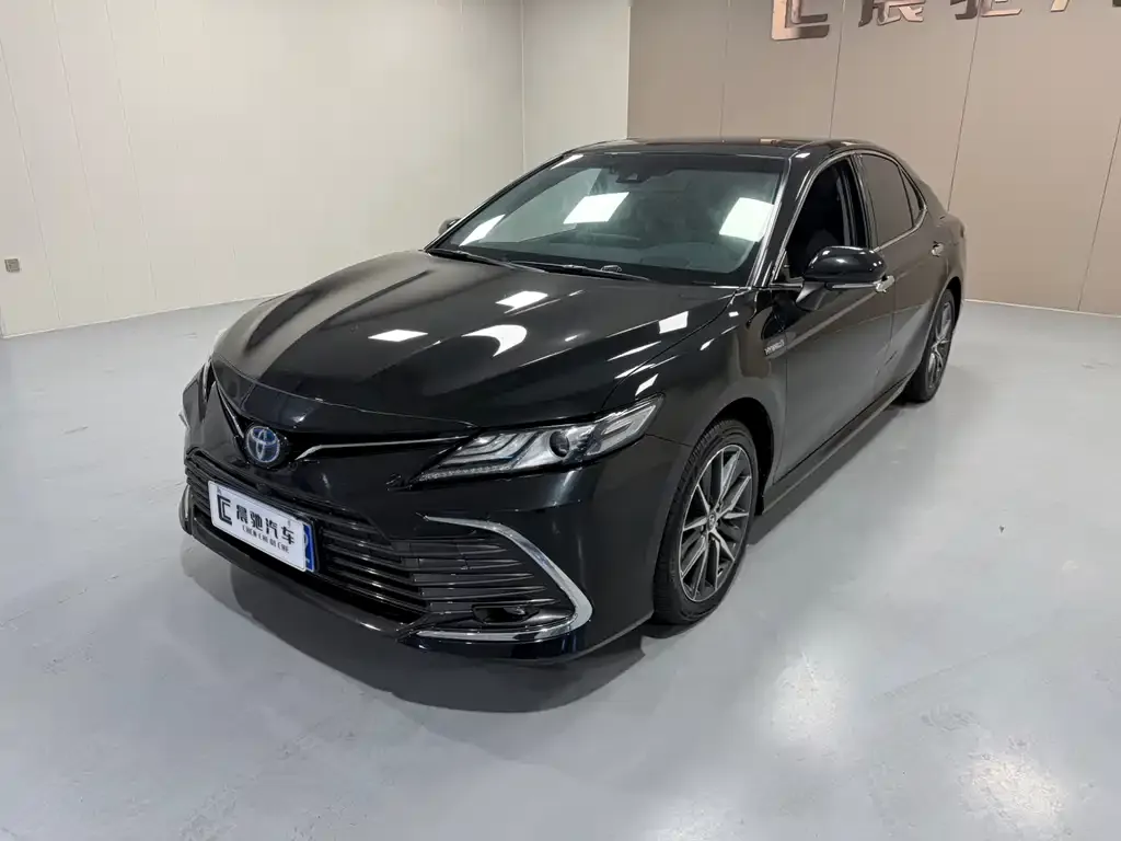 Toyota Camry 2022 из CN, фото 1