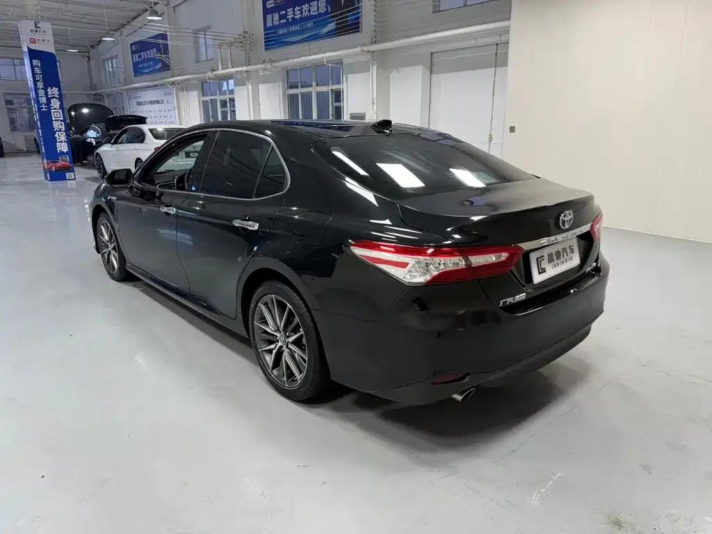 Toyota Camry 2022 из CN, фото 9