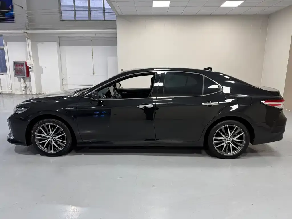 Toyota Camry 2022 из CN, фото 6