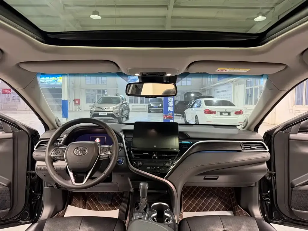 Toyota Camry 2022 из CN, фото 10