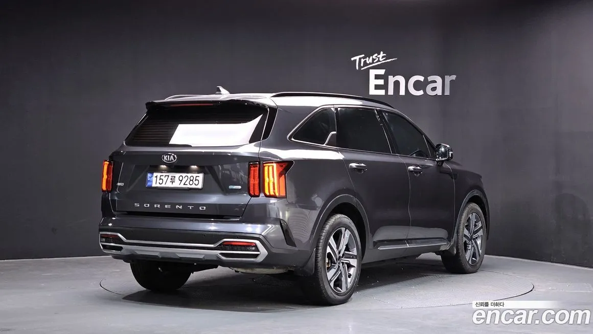 Kia Sorento — фото 5
