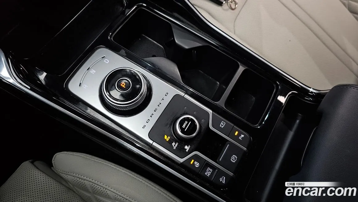 Kia Sorento — фото 10