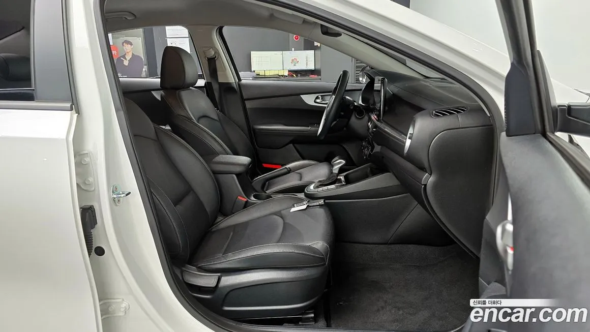Kia K3 2022 из KR, фото 10