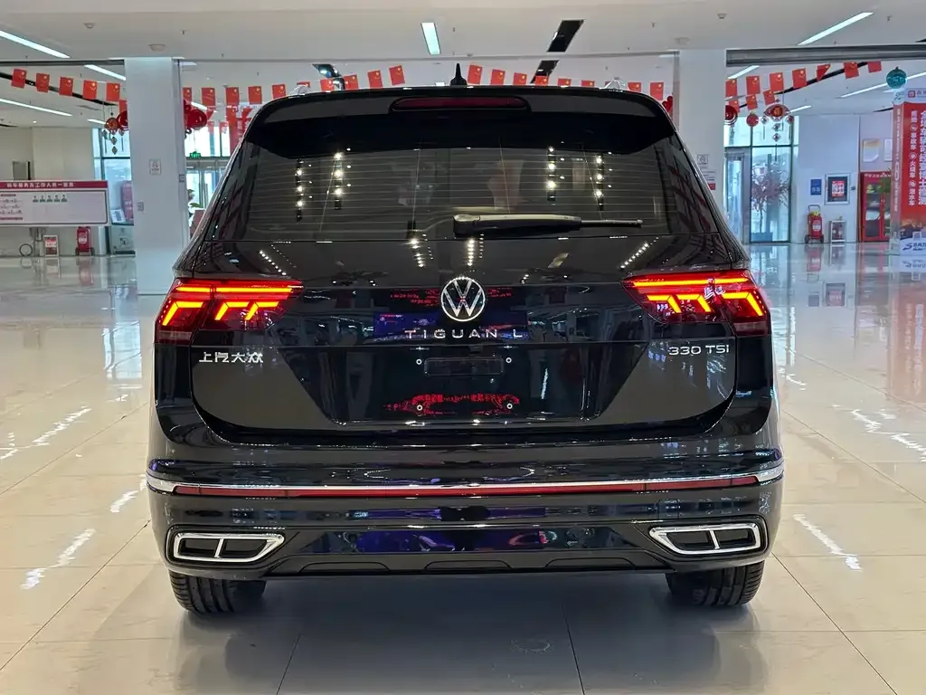 Volkswagen Tiguan L — фото 5