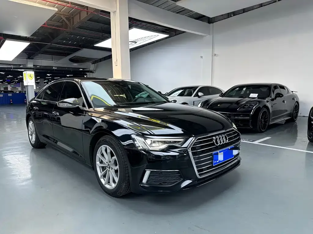 Audi A6L 2021 из CN, фото 10