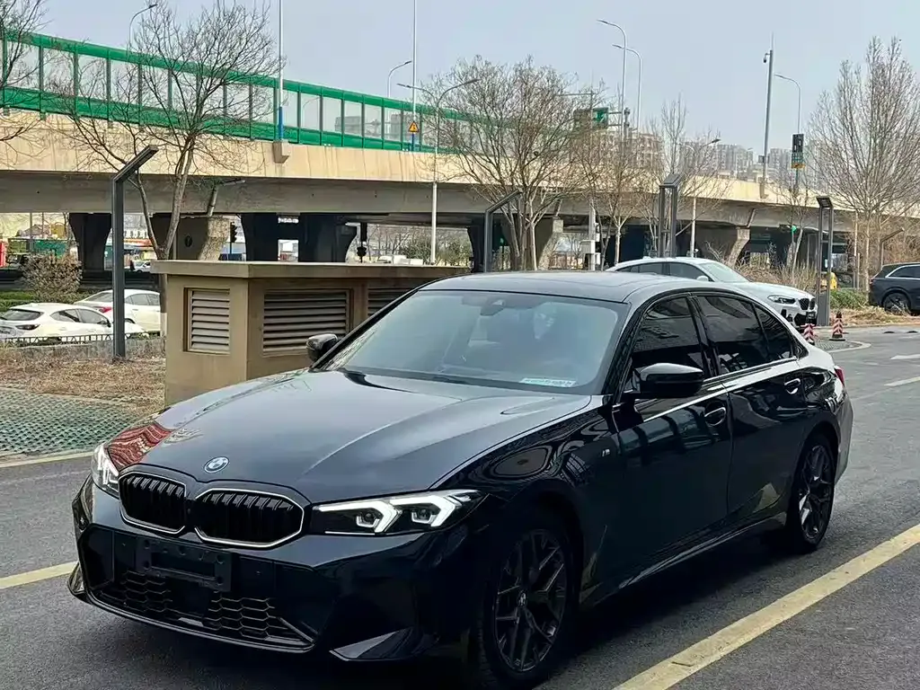 BMW 3 Series — фото 1
