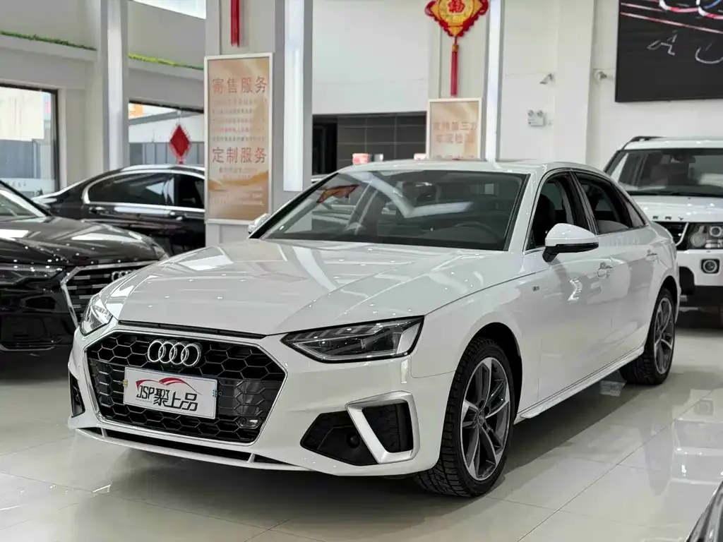 Audi A4L 2021 из CN, фото 1