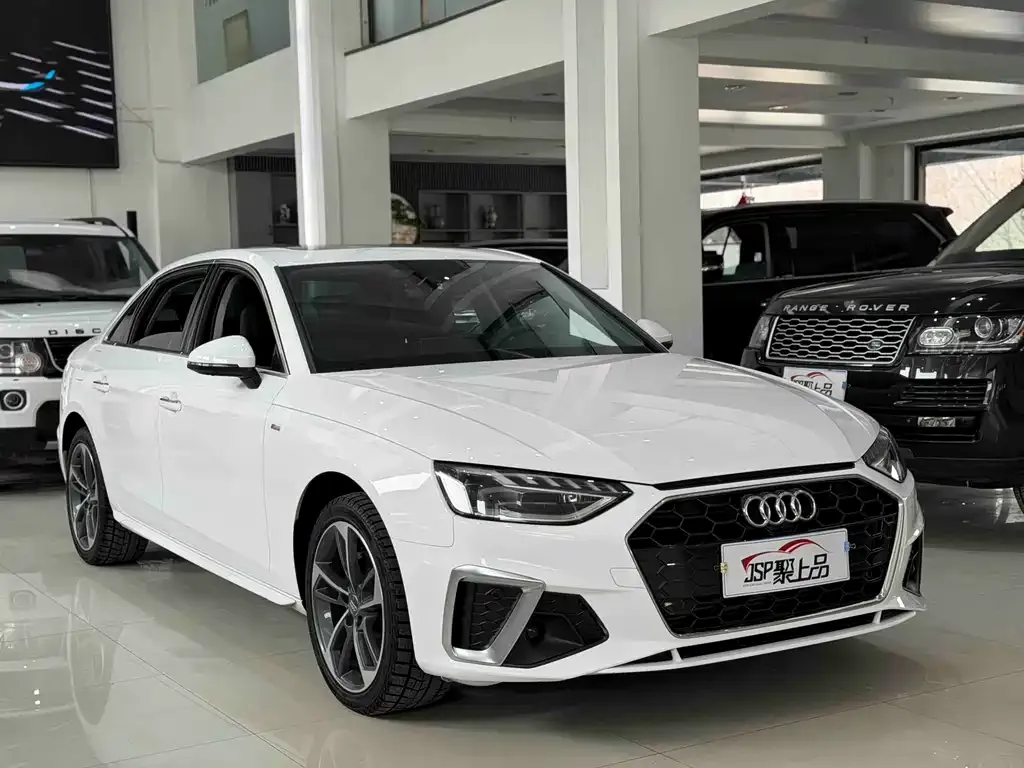 Audi A4L 2021 из CN, фото 3