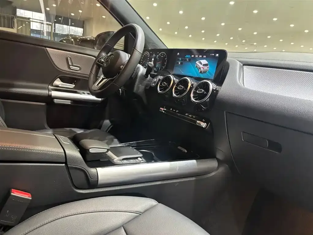 Mercedes-Benz GLA 2023 из CN, фото 9
