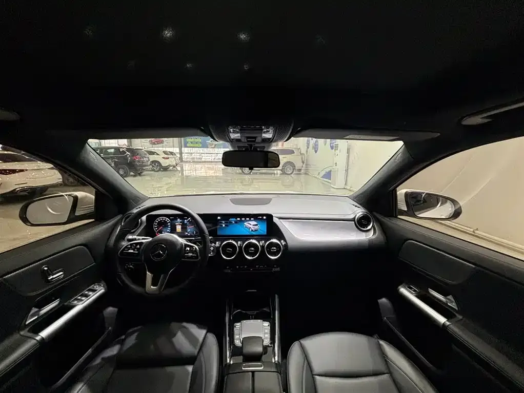 Mercedes-Benz GLA 2023 из CN, фото 4