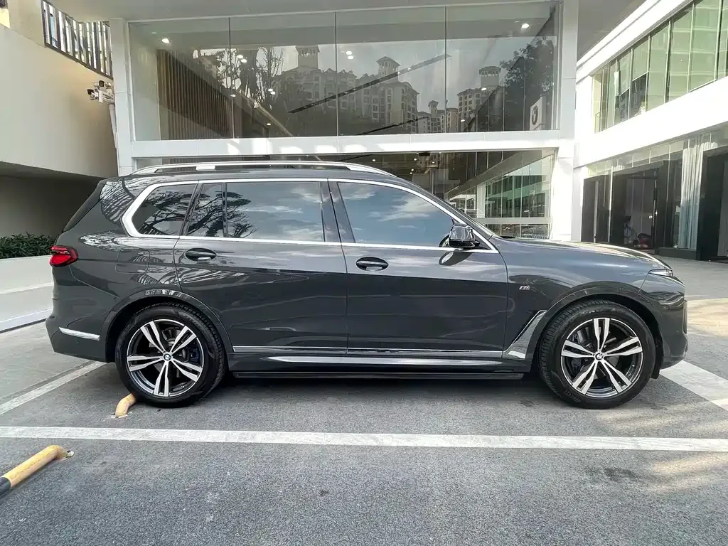 BMW X7 2024 из CN, фото 9