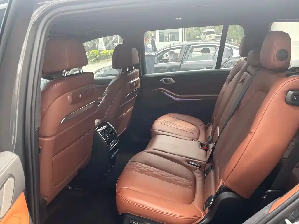 BMW X7 2024 из CN, фото 5