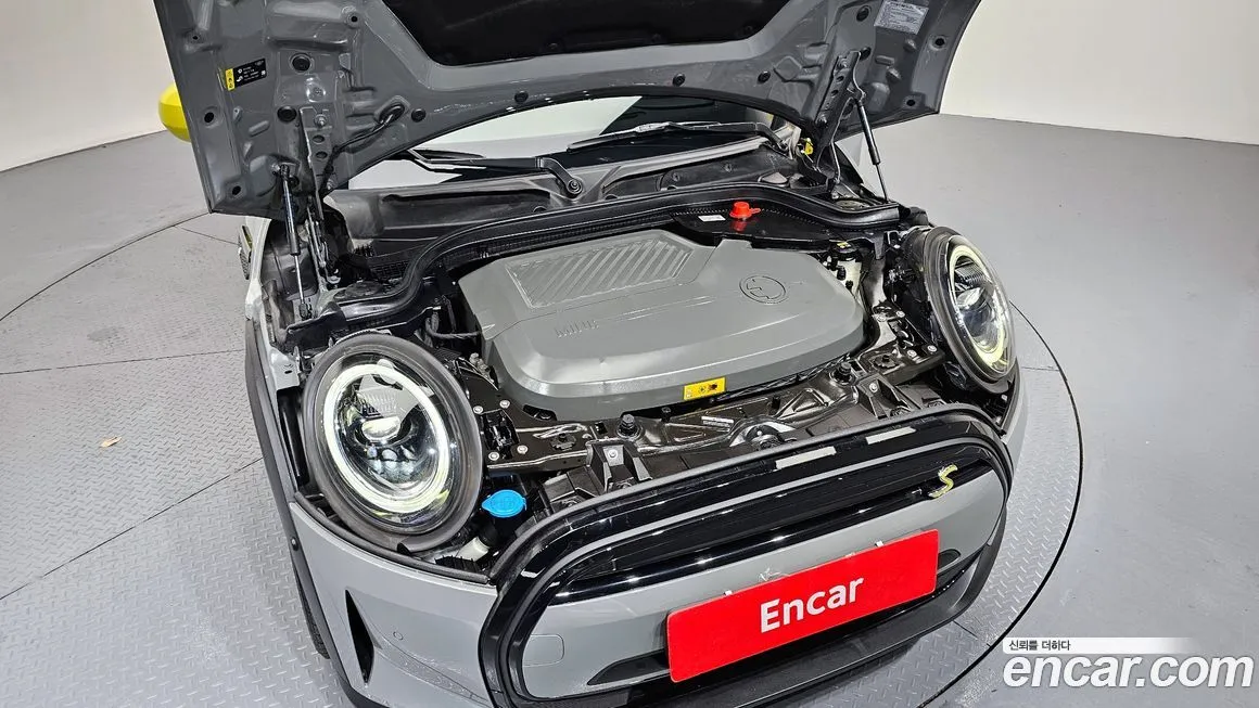 Mini Cooper 2022 из KR, фото 2
