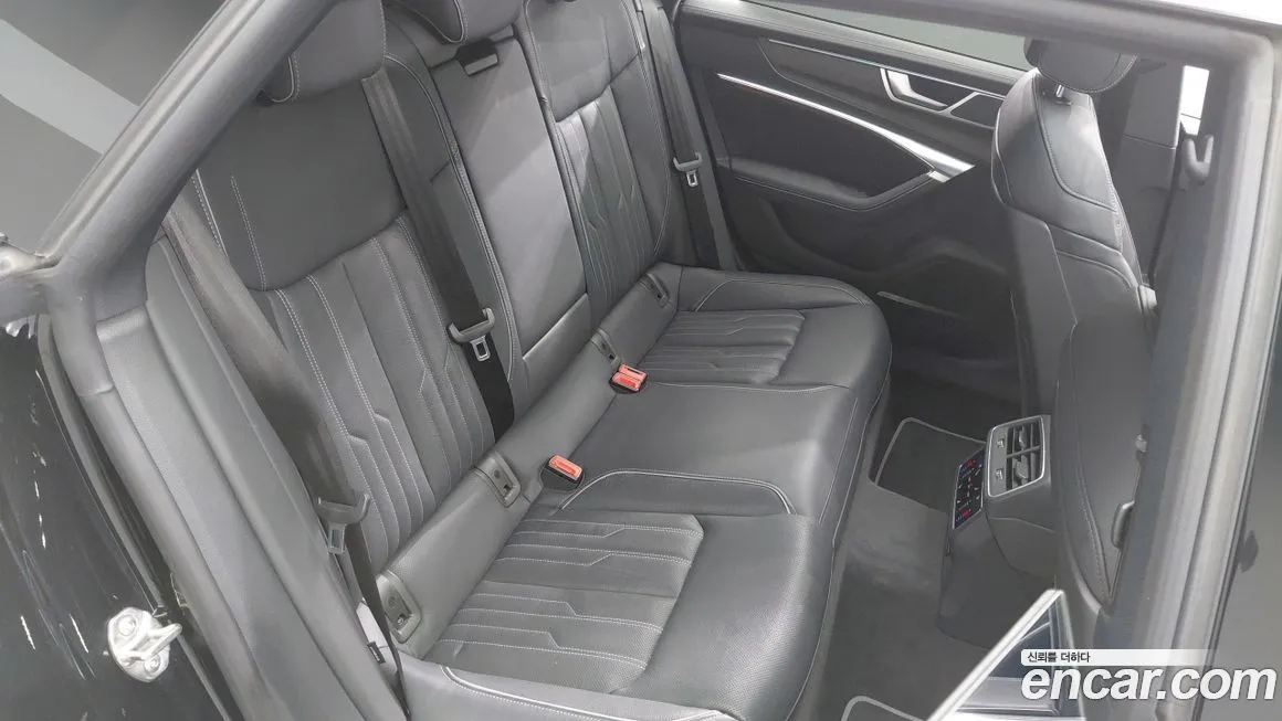 Audi A7 2021 из KR, фото 7