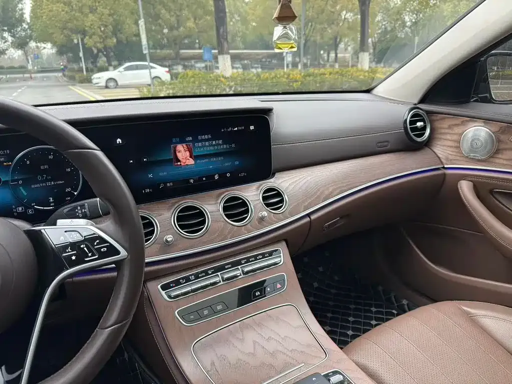 Mercedes-Benz E-Class 2023 из CN, фото 8